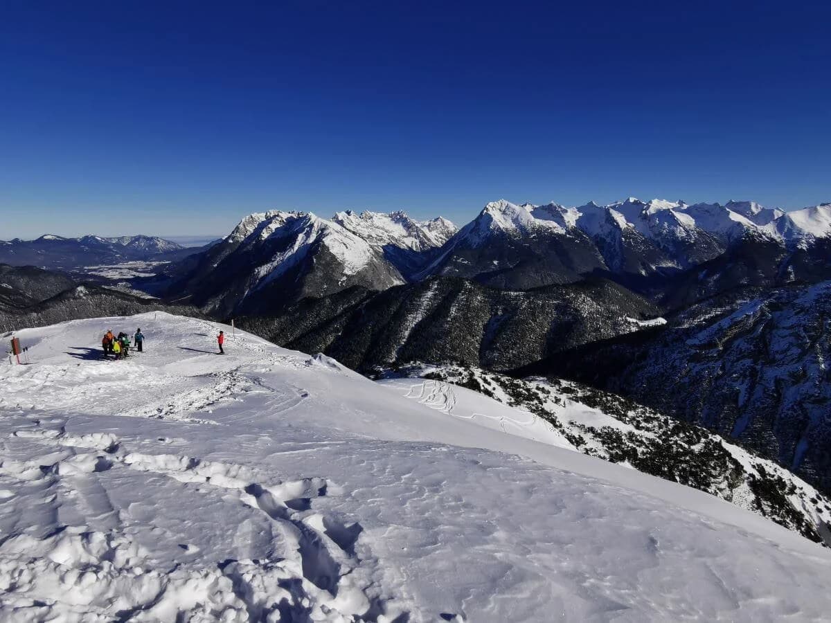 Seefeld in Tirol to Innsbruck Airport
